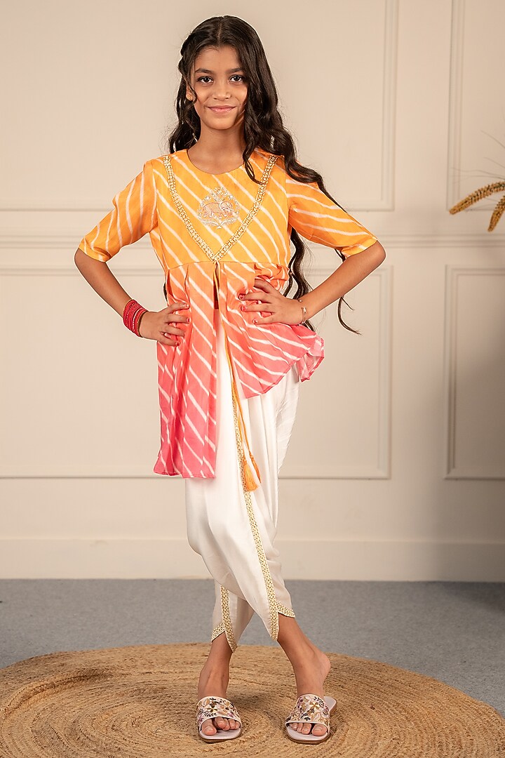Peachish-Pink Shaded Muslin Kurta Set For Girls by Little Maisyy at Pernia's Pop Up Shop