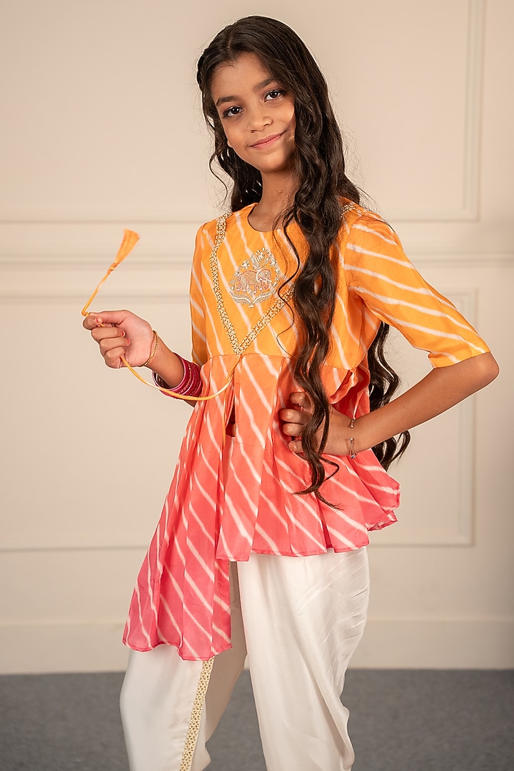 Peachish-Pink Shaded Muslin Kurta Set For Girls by Little Maisyy at Pernia's Pop Up Shop