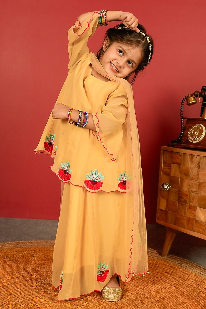 Gold Georgette Lehenga Set For Girls by Little Maisyy at Pernia's Pop Up Shop