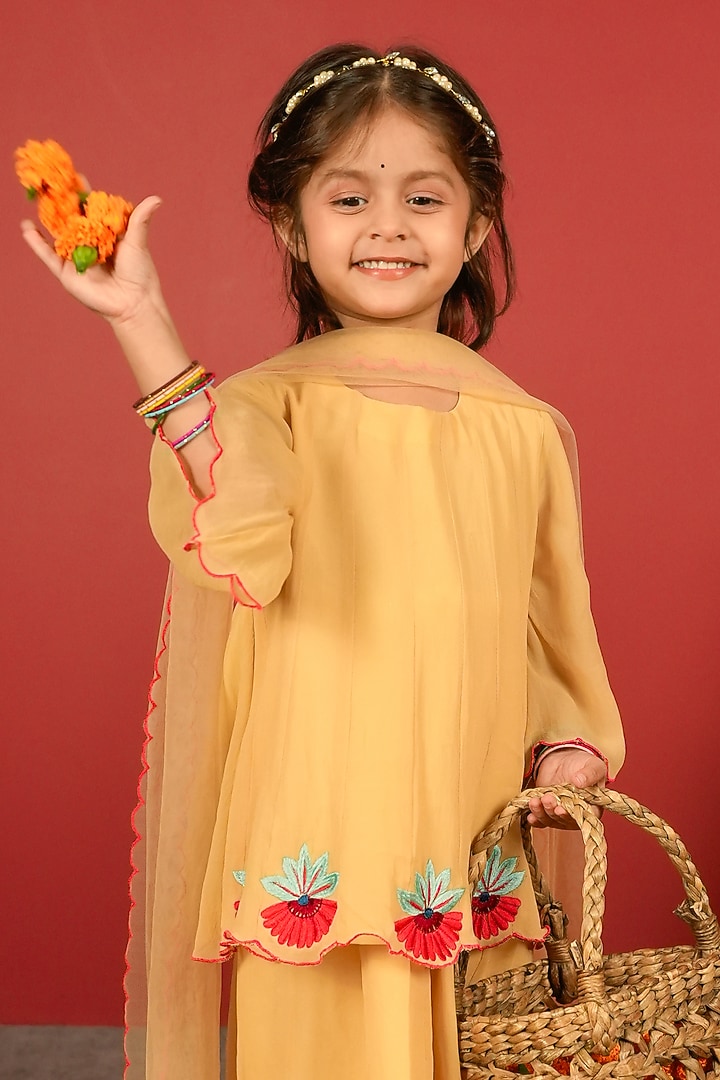 Gold Georgette Lehenga Set For Girls by Little Maisyy at Pernia's Pop Up Shop