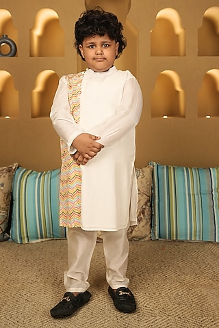 Off-White Mul Mul Kurta Set For Boys by Little Maisyy