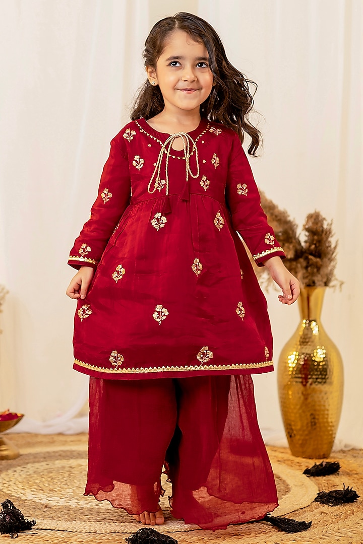 Red Russian Silk Embroidered Kurta Set For Girls by Little Maisyy at Pernia's Pop Up Shop
