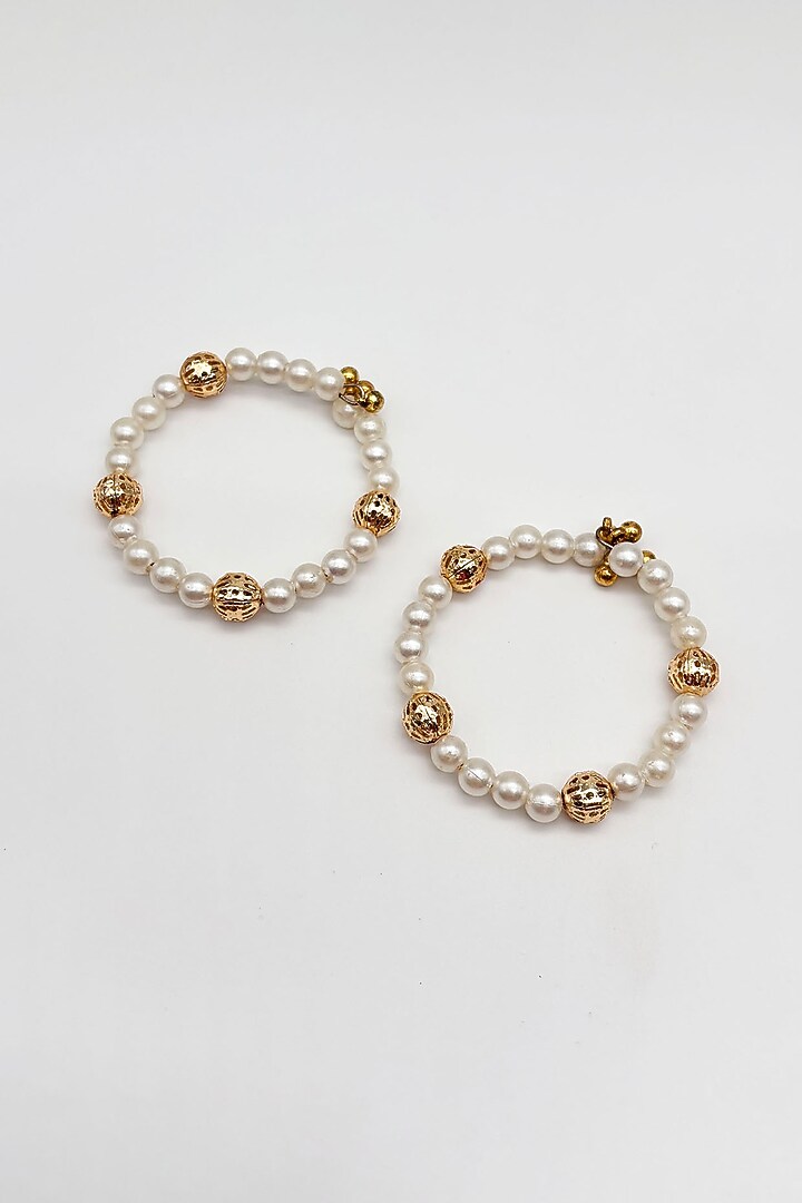 Multi-Colored Kundan & Pearl Maangtikkas For Girls (Set Of 4) by Lime by Manika at Pernia's Pop Up Shop