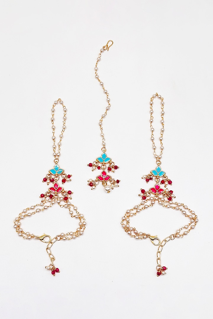 Gold Finish Kundan Polki & Pearl Enameled Maangtikka by Lime by Manika at Pernia's Pop Up Shop