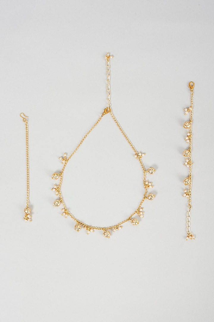 Gold Pearl Maang Tikka With Bracelet For Girls by Lime by Manika