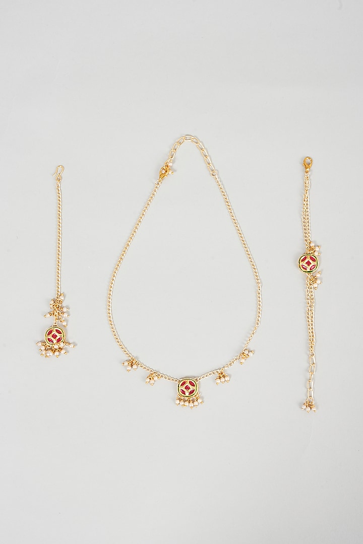Gold Kundan Necklace Set For Girls by Lime by Manika at Pernia's Pop Up Shop