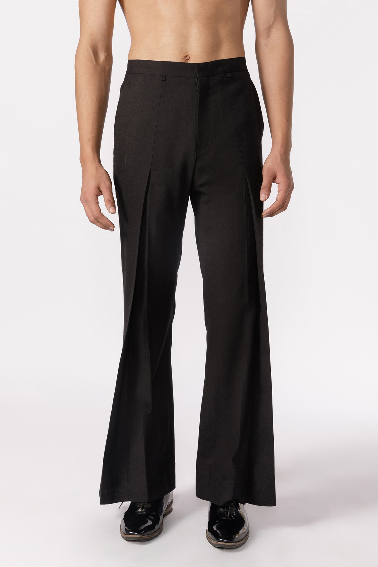 Black Cotton Box-Pleated Wide-Leg Pants by Line Outline at