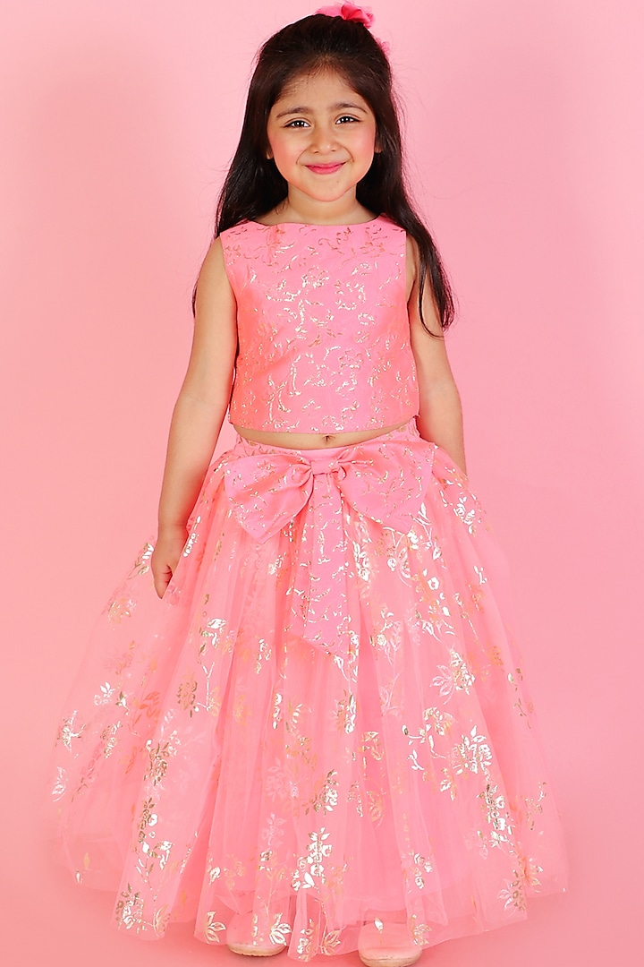 Pink Net Foil Printed Lehenga Set For Girls by Lil Peacock at Pernia's Pop Up Shop