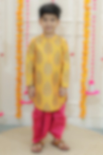 Pink Cotton Silk Printed Dhoti Set For Boys by Lil Peacock