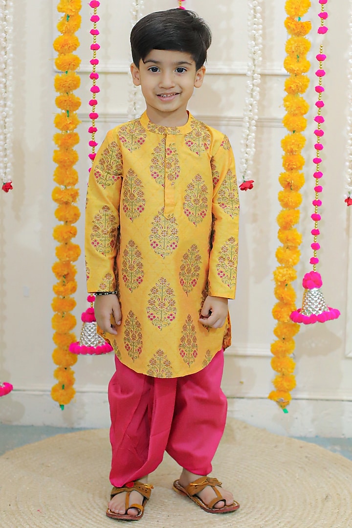 Pink Cotton Silk Printed Dhoti Set For Boys by Lil Peacock