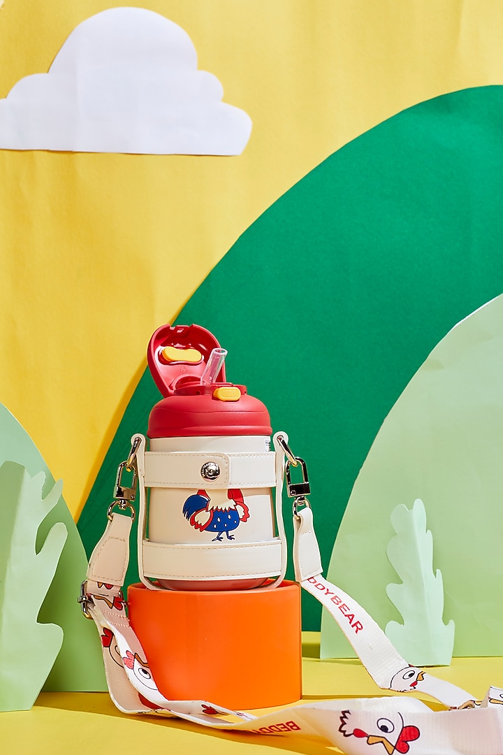 Green Stainless Steel Water Bottle by Little Surprise Box at Pernia's Pop Up Shop