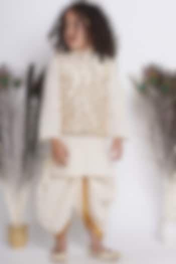 Cream Banarasi Silk Embroidered Bundi Jacket With Kurta Set For Boys by Little Bansi at Pernia's Pop Up Shop