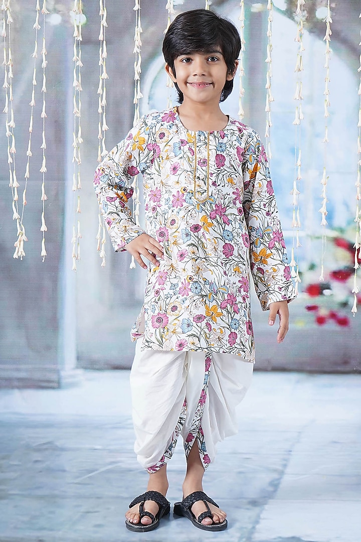 Off-White Cotton Floral Printed Kurta Set For Boys by Little Bansi