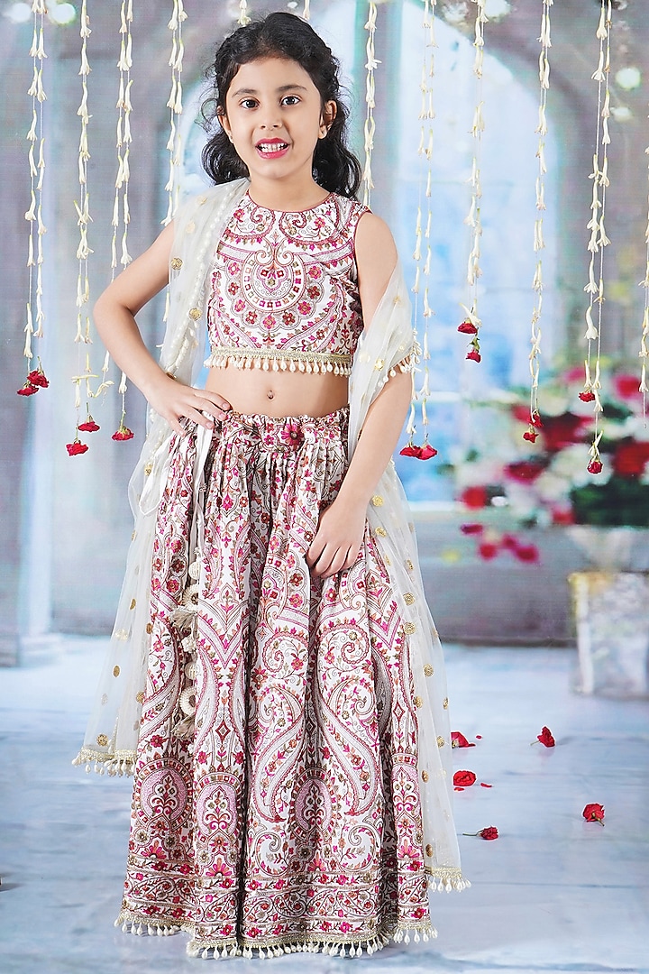 Cream Georgette & Cotton Thread Embroidered Lehenga Set For Girls by Little Bansi at Pernia's Pop Up Shop