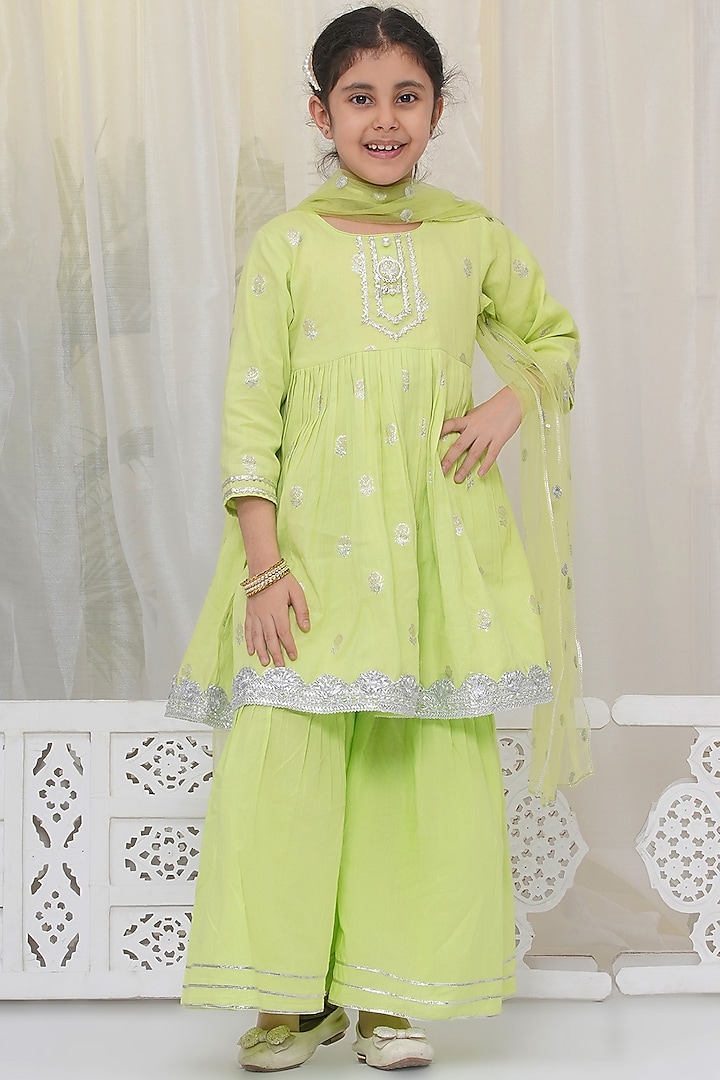 Green Cotton Zari Work Kurta Set For Girls by Little Bansi at Pernia's Pop Up Shop