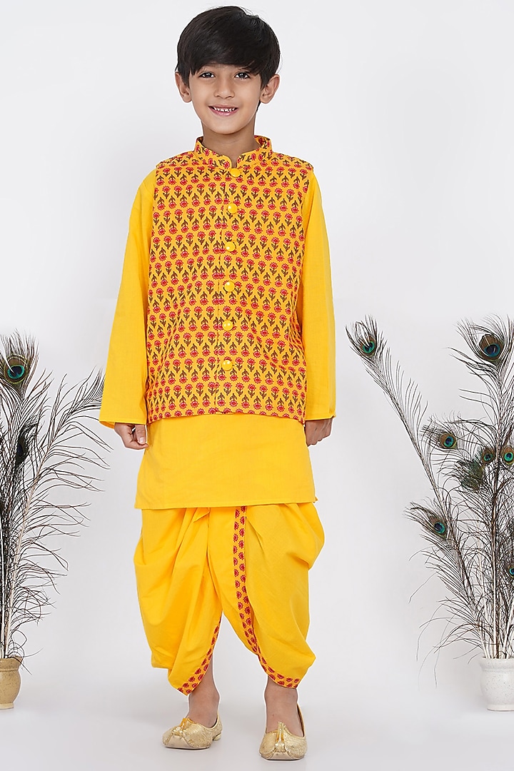 Yellow Cotton Bundi Jacket With Kurta Set For Boys by Little Bansi
