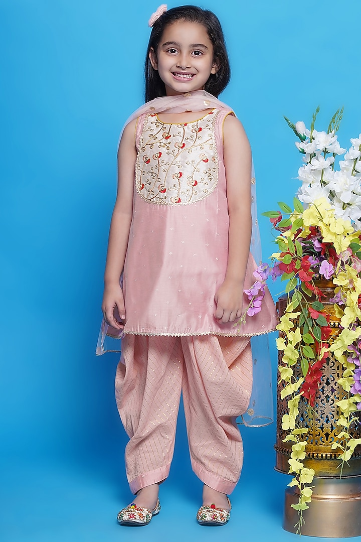 Peachish Pink Chanderi Embroidered & Printed Kurta Set For Girls by Little Bansi at Pernia's Pop Up Shop