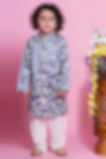 Grey Mulberry Silk Floral Embroidered Sherwani Set For Boys by Little Bansi at Pernia's Pop Up Shop