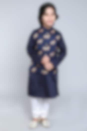 Navy Blue Cotton Satin Block Printed & Hand Embroidered Nehru Jacket Set For Boys by Little Clothings