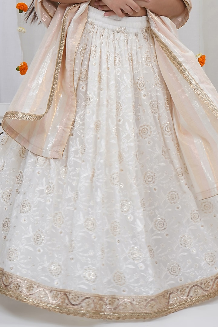 White Cotton Linen Floral Embroidered Lehenga Set For Girls by Little Bansi at Pernia's Pop Up Shop