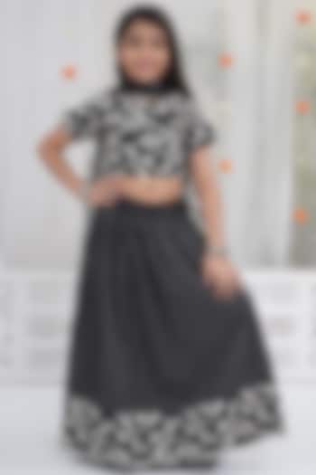 Black Mulberry Silk Floral Thread Embroidered Lehenga Set For Girls by Little Bansi at Pernia's Pop Up Shop