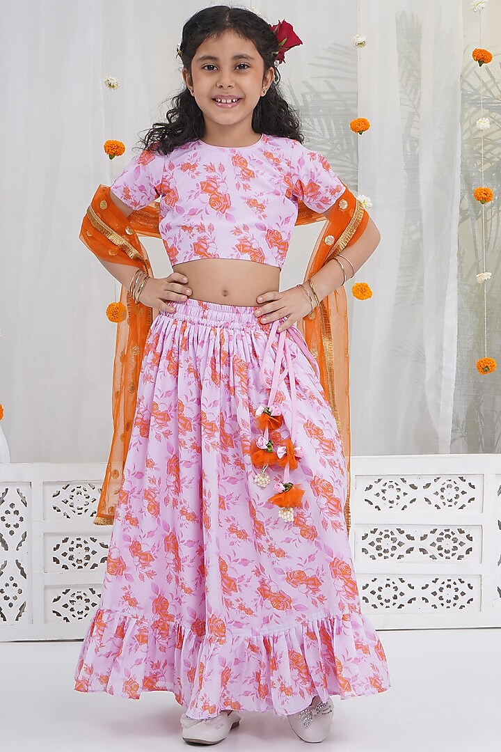 Pink Muslin Printed Lehenga Set For Girls by Little Bansi at Pernia's Pop Up Shop