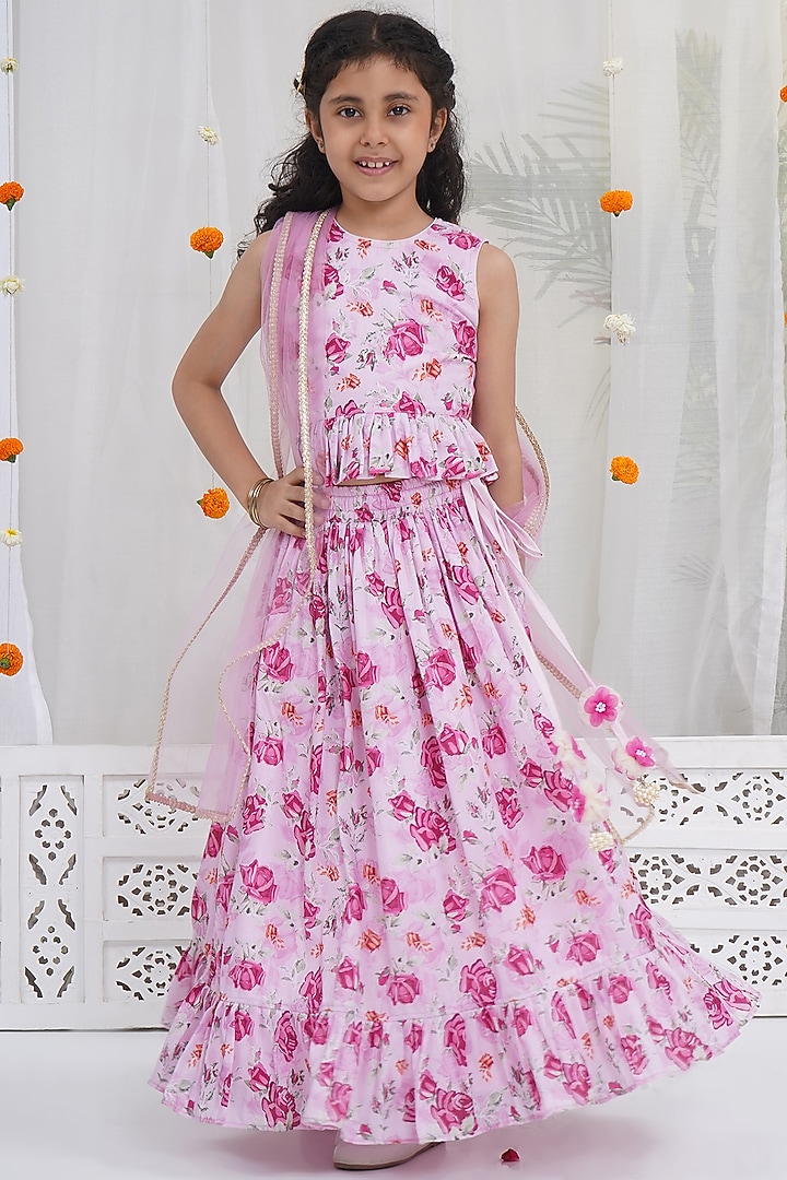 Pink Muslin Printed Lehenga Set For Girls by Little Bansi at Pernia's Pop Up Shop