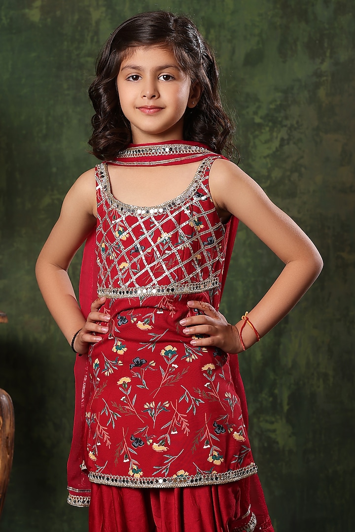 Red Viscose Cotton Embroidered & Printed Kurta Set For Girls by LittleCheer at Pernia's Pop Up Shop