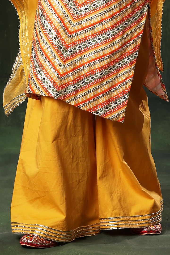Yellow Viscose Cotton Embellished Kurta Set For Girls by LittleCheer at Pernia's Pop Up Shop