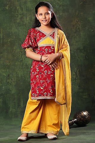Red Viscose Cotton Embellished & Printed Kurta Set For Girls by LittleCheer