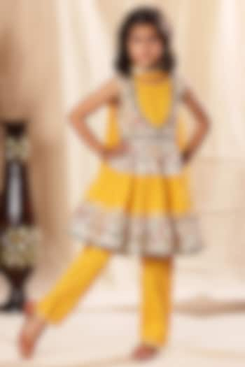 Yellow Viscose Cotton Printed & Embellished Kurta Set For Girls by LittleCheer at Pernia's Pop Up Shop