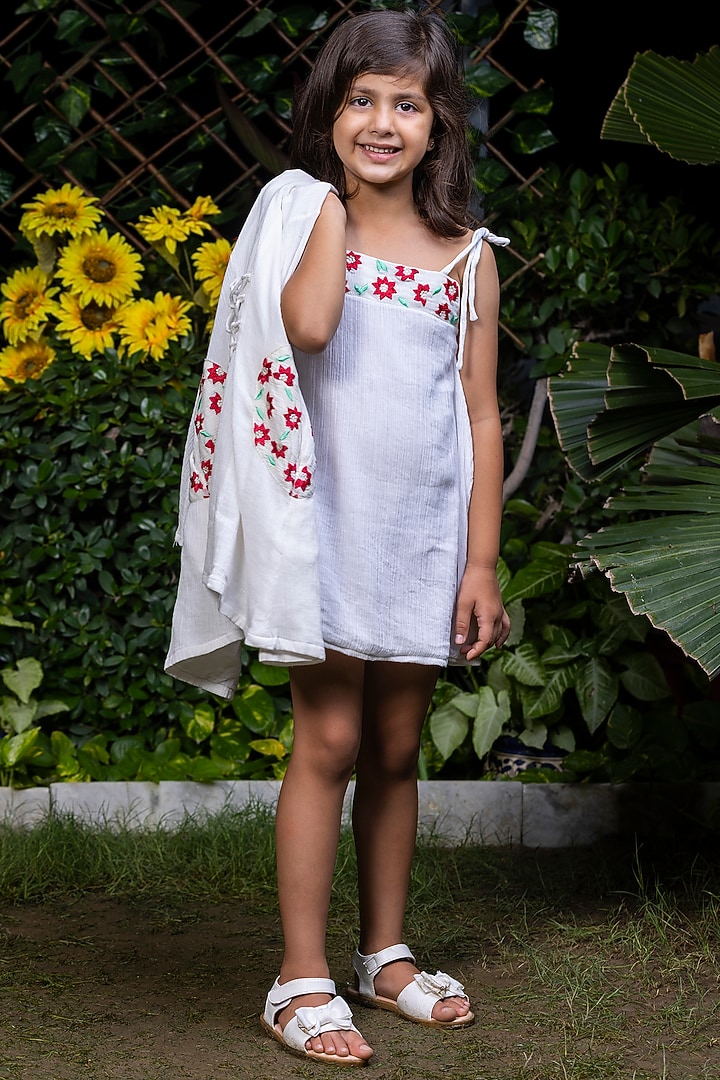 White Embroidered Cape Dress For Girls by LittleCheer at Pernia's Pop Up Shop