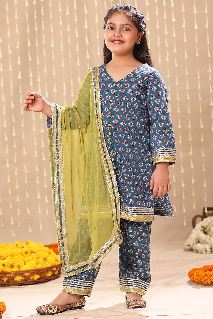 Blue Cotton Printed & Gota Embroidered Kurta Set For Girls by LittleCheer at Pernia's Pop Up Shop