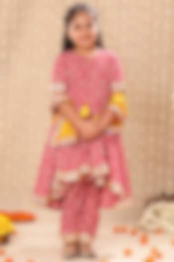 Red Cotton Ikat Printed High-Low Kurta Set For Girls by LittleCheer at Pernia's Pop Up Shop