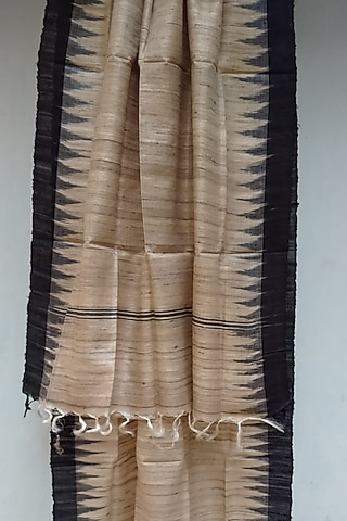 Beige & Red Dupatta With Temple Border by Itsree