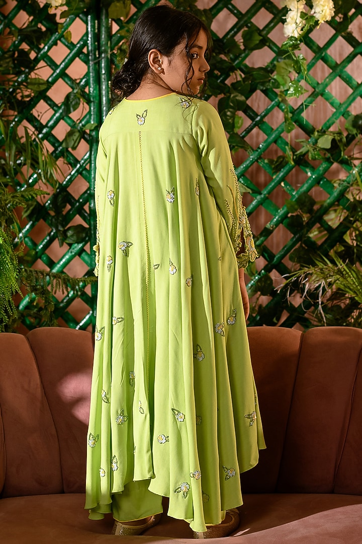 Green Embroidered Angrakha Kurta Set For Girls by Littleens at Pernia's Pop Up Shop