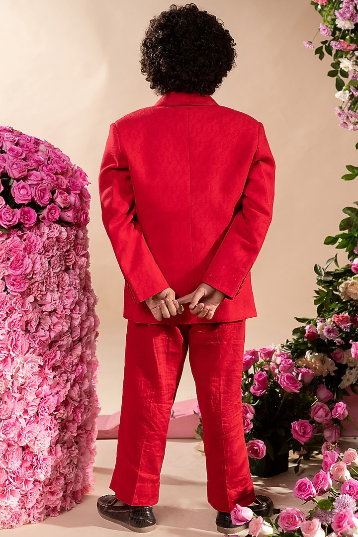 Red Cotton Dobby Blazer Set For Boys by Littleens at Pernia's Pop Up Shop