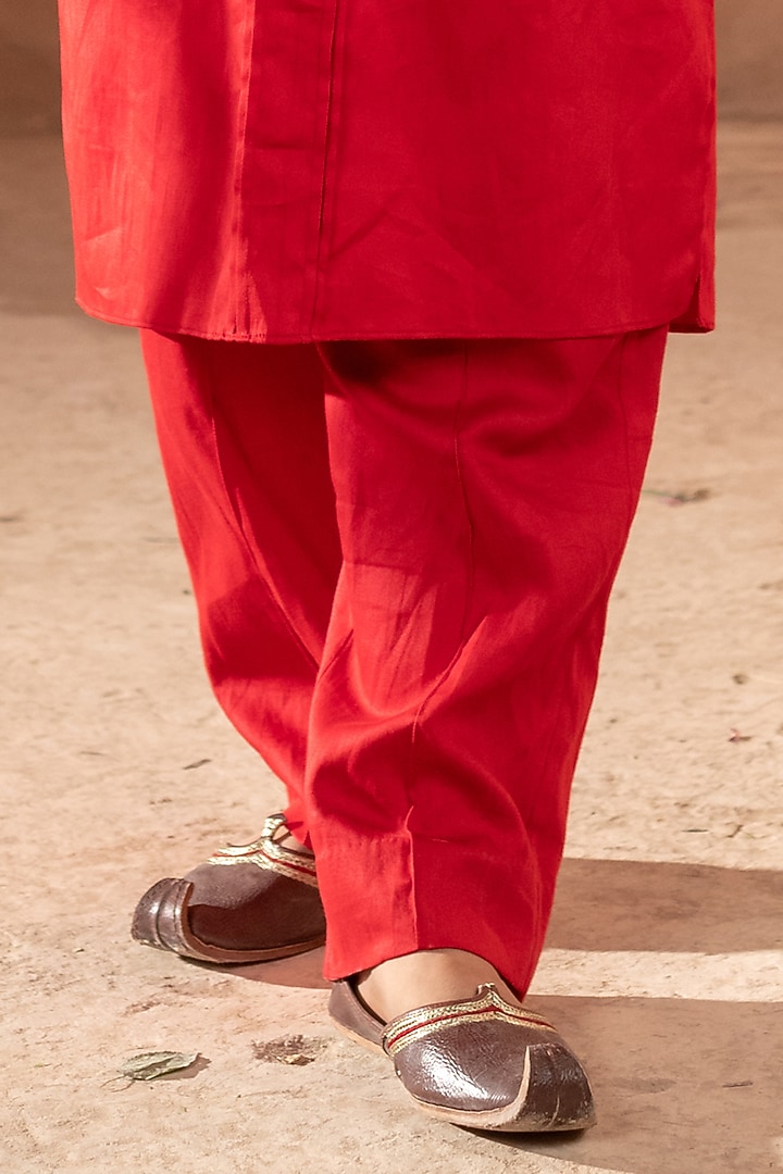 Scarlet Red Embellished Kurta Set For Boys by Littleens at Pernia's Pop Up Shop