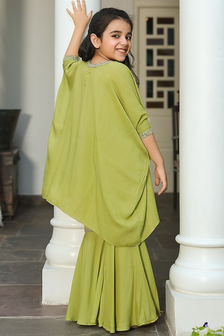 Green Embroidered Kaftan Set For Girls by Littleens at Pernia's Pop Up Shop