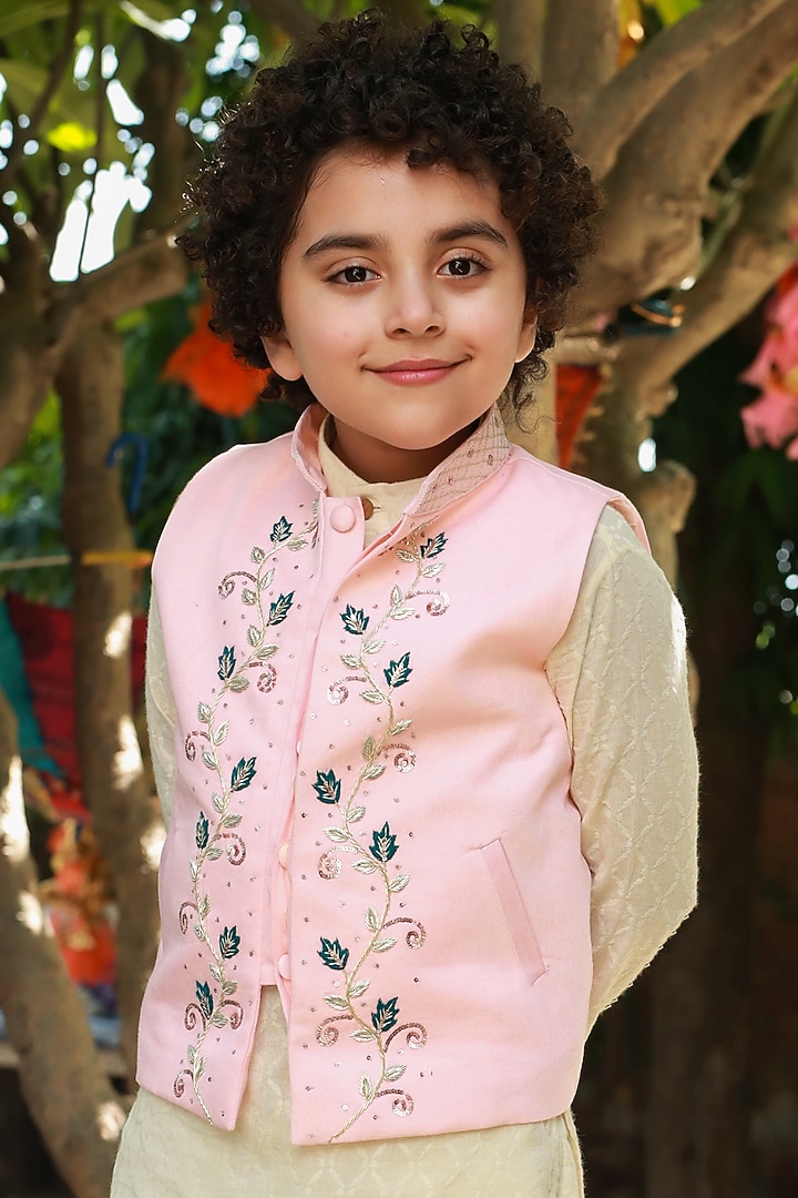 Off White Kurta Set With Embroidered Jacket For Boys by Littleens at Pernia's Pop Up Shop