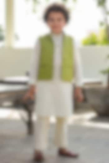 Off White Embroidered Kurta Set With Nehru Jacket For Boys by Littleens at Pernia's Pop Up Shop