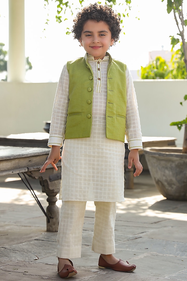 Off White Embroidered Kurta Set With Nehru Jacket For Boys by Littleens at Pernia's Pop Up Shop