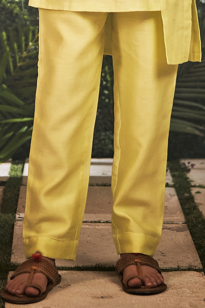 Off-White Chanderi Bandi Jacket & Kurta Set For Boys by Little Luxury at Pernia's Pop Up Shop