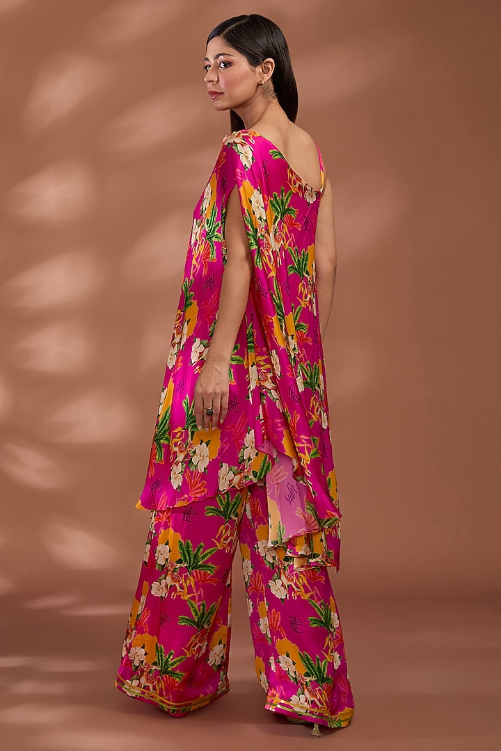 Coral Pink Viscose Bemberg Satin Digital Printed Off-Shoulder Kaftan Set by Liz Paul at Pernia's Pop Up Shop