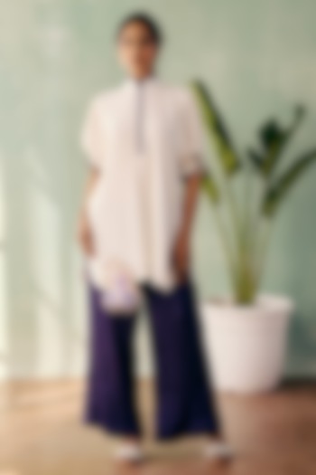 Ivory Georgette Sequins Embroidered Short Kurta Set by Label Japji Arora at Pernia's Pop Up Shop