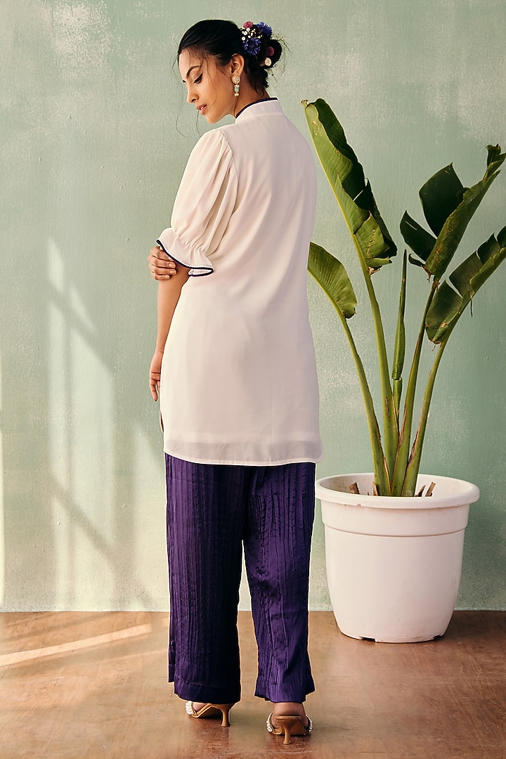 Ivory Georgette Sequins Embroidered Short Kurta Set by Label Japji Arora at Pernia's Pop Up Shop
