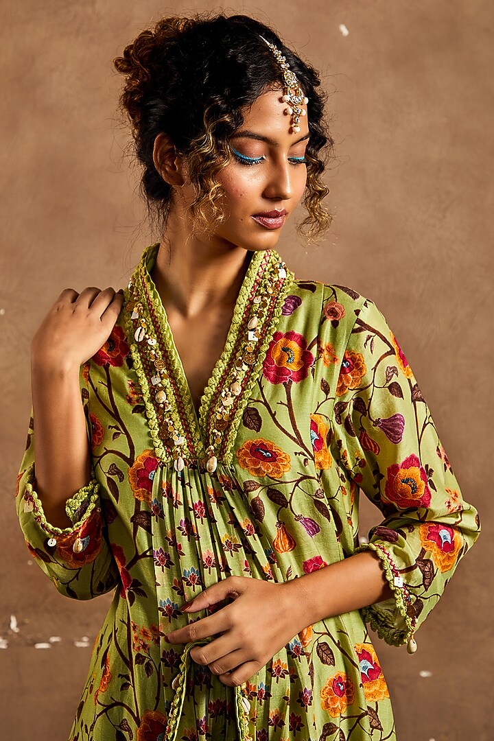 Green Cotton Silk Floral Printed Tunic Set by Label Kinjal Modi at Pernia's Pop Up Shop