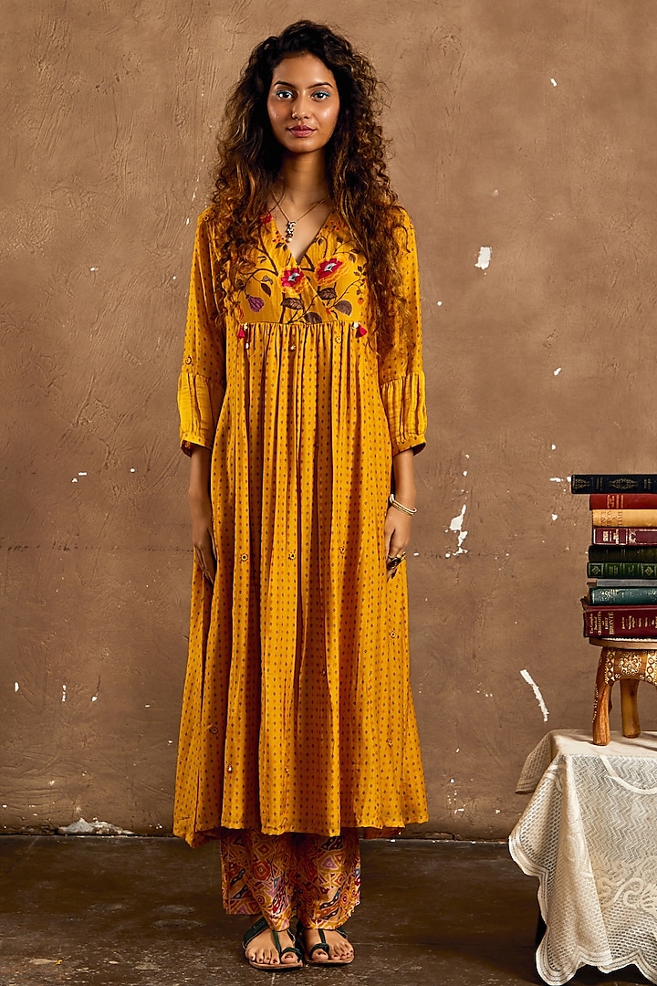 Yellow Cotton Silk Floral Printed Tunic Set by Label Kinjal Modi
