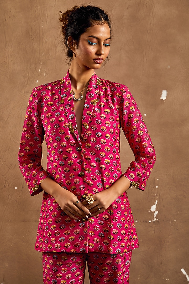 Pink Cotton Silk Printed Blazer Set by Label Kinjal Modi at Pernia's Pop Up Shop
