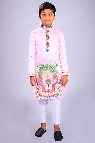 Baby pink Roman Silk Printed & Embroidered Kurta Set For Boys by Lakshmi Reddy